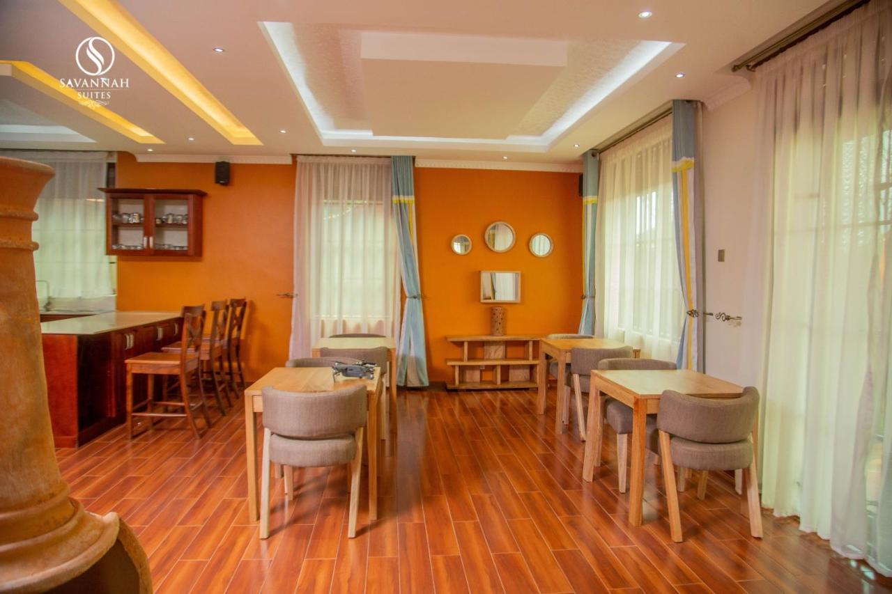 Savannah Suites Lubowa エクステリア 写真