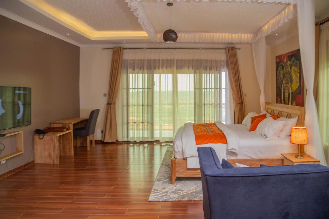 Savannah Suites Lubowa エクステリア 写真