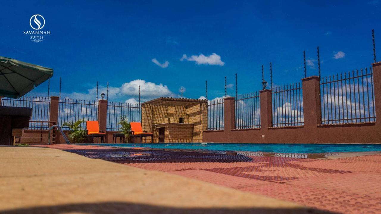Savannah Suites Lubowa エクステリア 写真
